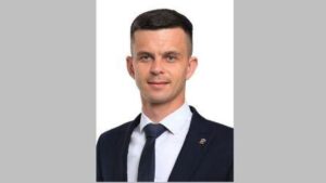 Депутат Брянской облдумы Михаил Касацкий отметил значение службы по контракту