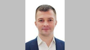 Депутат Брянской областной Думы Денис Федоричев отметил важность службы по контракту