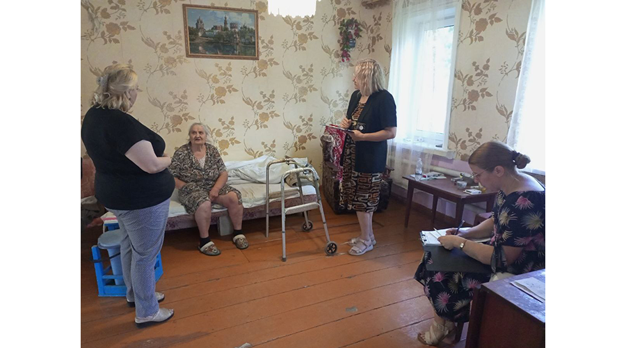 В Новозыбковском КЦСОН проводится работа по пересмотру индивидуальных программ