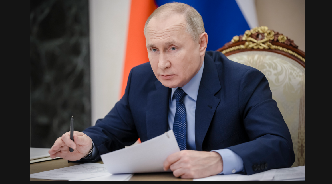 Главный инженер брянской компании «Дорстрой 32» поблагодарил Владимира Путина за поддержку отрасли