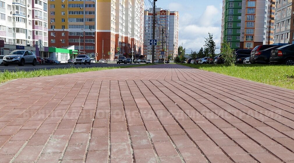 В Брянске завершился капитальный ремонт улицы Горбатова