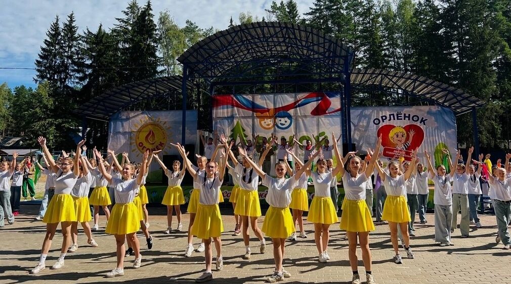 В брянском лагере «Огонек» состоялся IV фестиваль спорта и ЗОЖ «Спортивная волна»