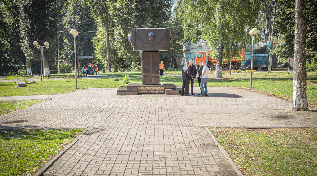 В Брянске, в урочище «Лесные сараи», завершён ремонт памятника жертвам фашистской оккупации