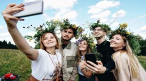 Жители Брянской области могут выиграть путешествие в Санкт-Петербург и Республику Дагестан