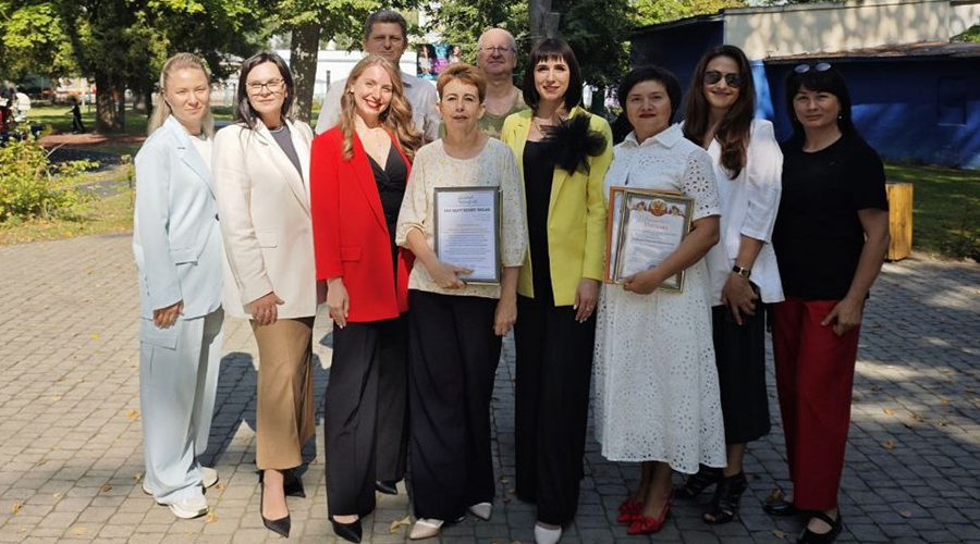 В Новозыбкове проходит фотовыставка благотворительного общества