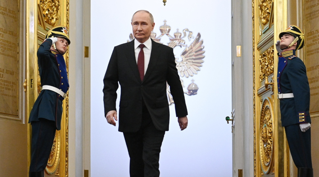Брянский губернатор поблагодарил президента Путина в день его рождения за внимание к региону