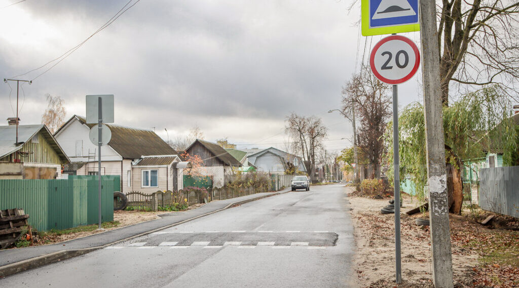 На улице в Брянске  Калужской положили асфальт