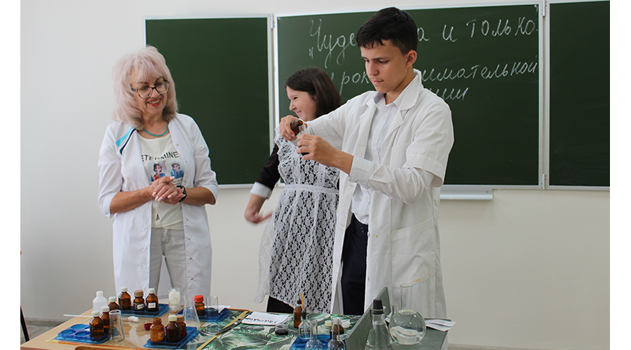 Новозыбковские педагоги признались в любви школе