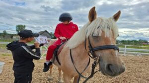 Иппотерапия для особенных детей: исцеление силой добра и верховой езды