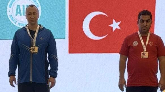 Брянский пауэрлифтер завоевал золото на Чемпионате Мира в Турции