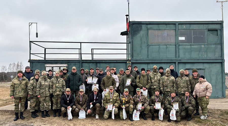 Военно-спортивный клуб из Новозыбкова стал серебряным призером соревнований по снайпингу