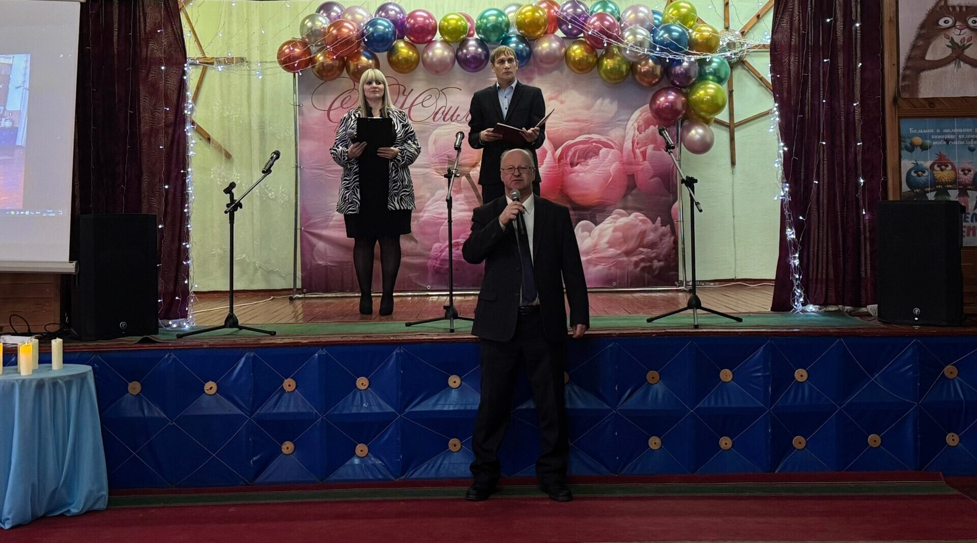 Новозыбковская школа отметила юбилей