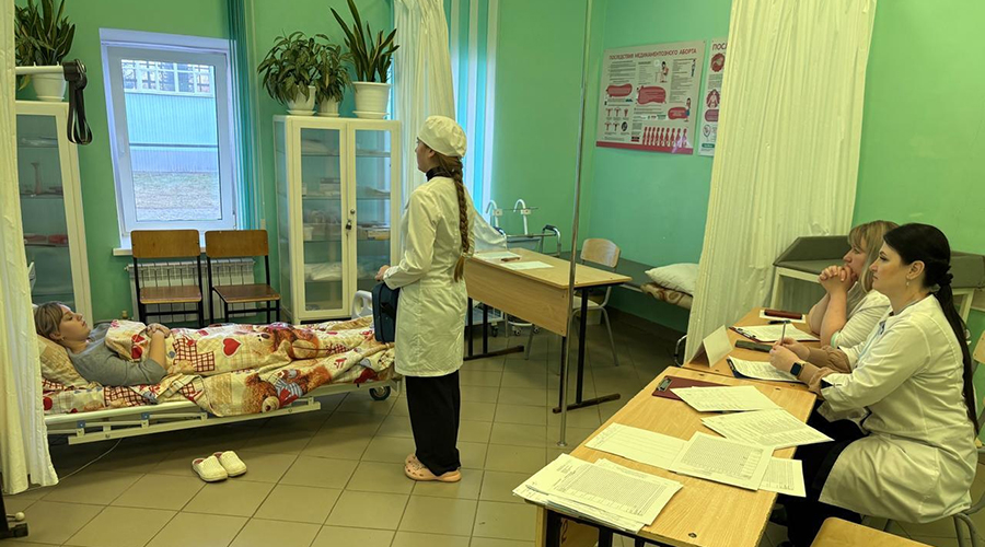 В Новозыбковском медколледже идет отбор на чемпионат по профессиональному мастерству