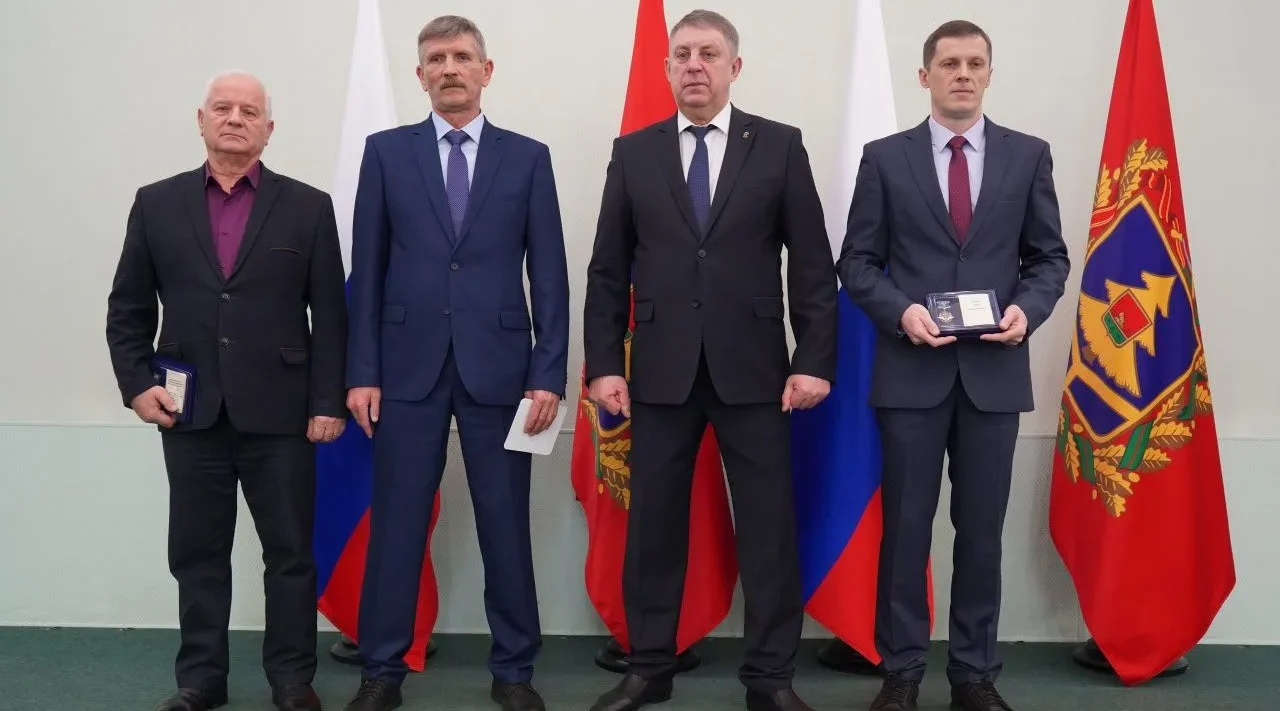 Глава региона поздравил с профессиональным праздником сотрудников и ветеранов транспортной сферы