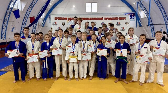 Сборная Новозыбкова победила в международном турнире по дзюдо