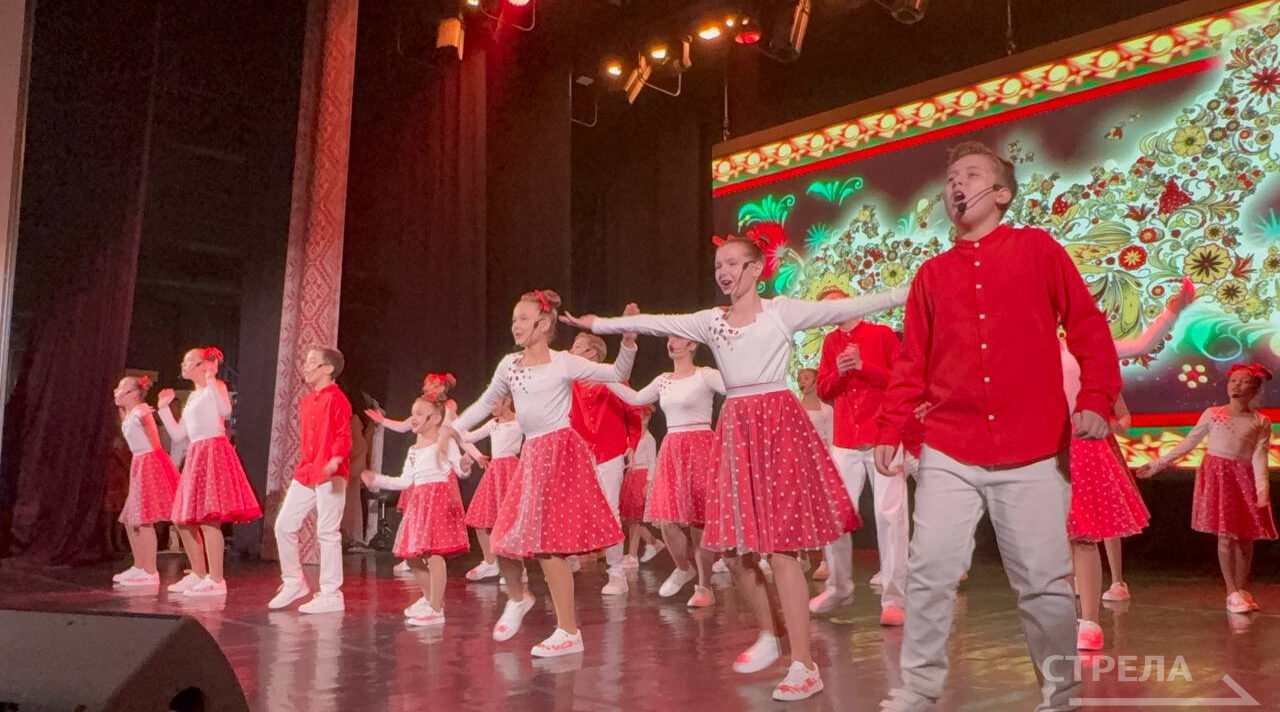 В Брянске состоялся праздничный концерт «В единстве наша сила»