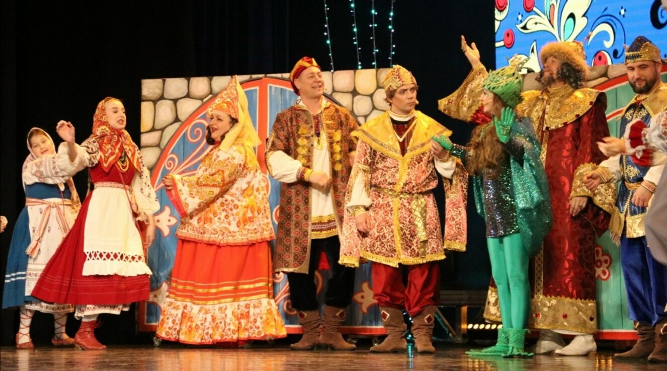 Новогодние представления в брянском Дворце имени Гагарина посетили более 8,5 тысяч зрителей