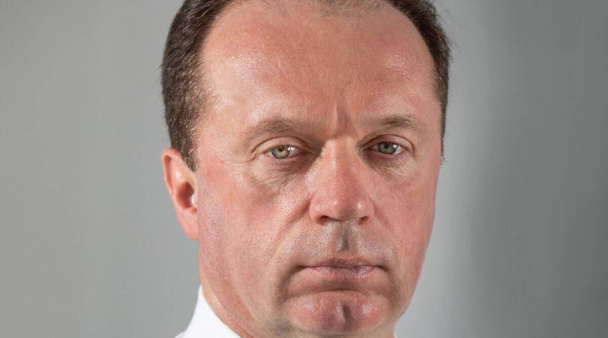 Новые вызовы и деятельность добровольцев планируют обсудить на прямой линии Сергея Антошина