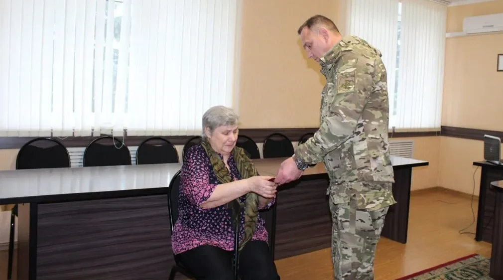 В Суземском районе Брянской области передали орден Мужества матери героя