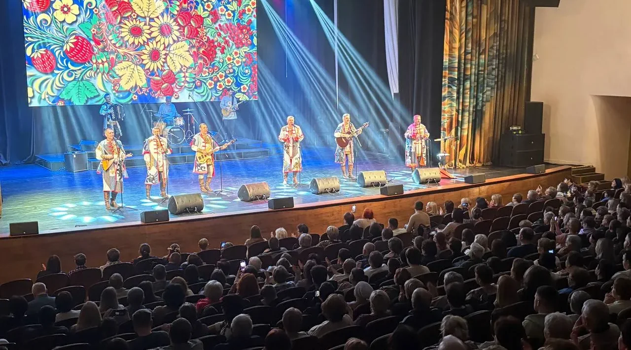 В Брянске проходит благотворительный концерт