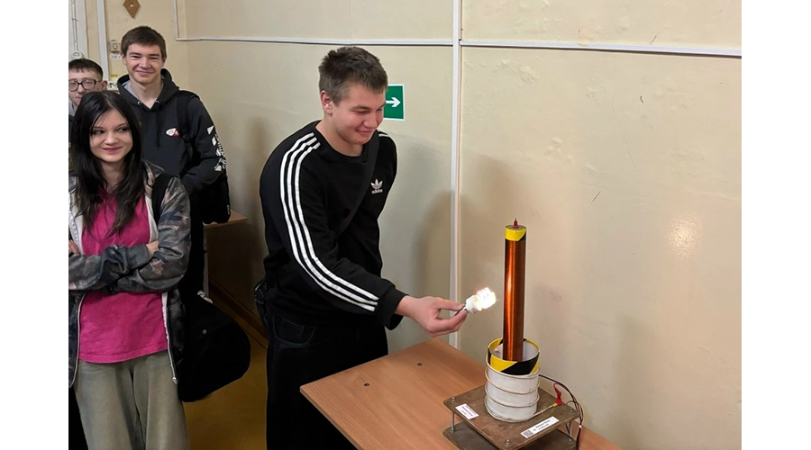 Тайны Вселенной изучали новозыбковские студенты