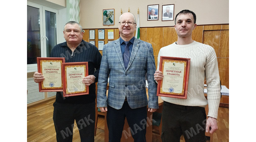 В Новозыбкове наградили активных «помощников» города