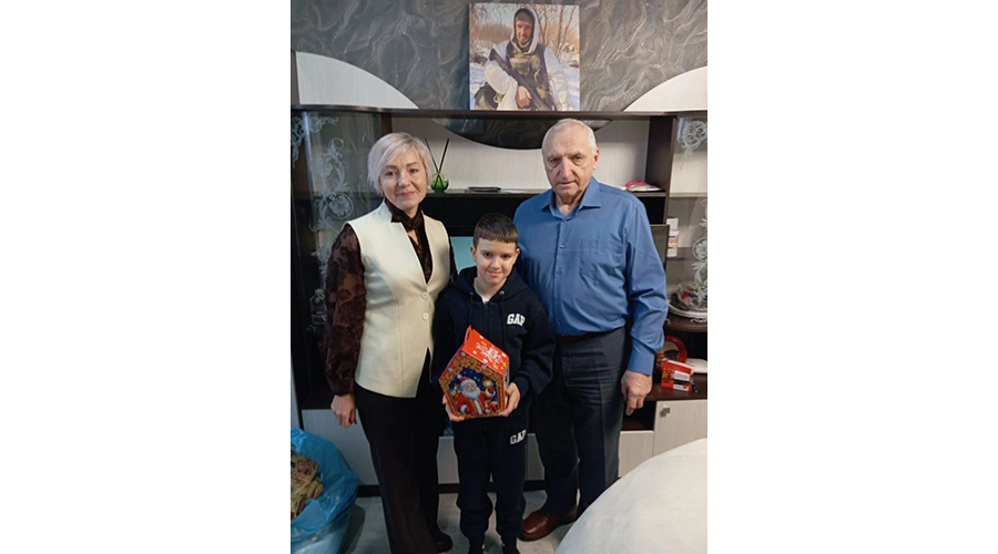 В Новозыбкове поздравили детей погибших воинов