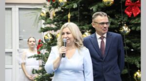 В Брянске для 200 детей из замещающих семей и детей с инвалидностью подготовлено новогоднее поздравление