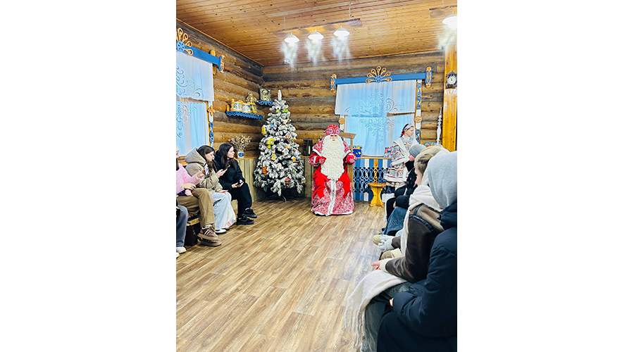 В гостях у Деда Мороза побывали новозыбковские Первые