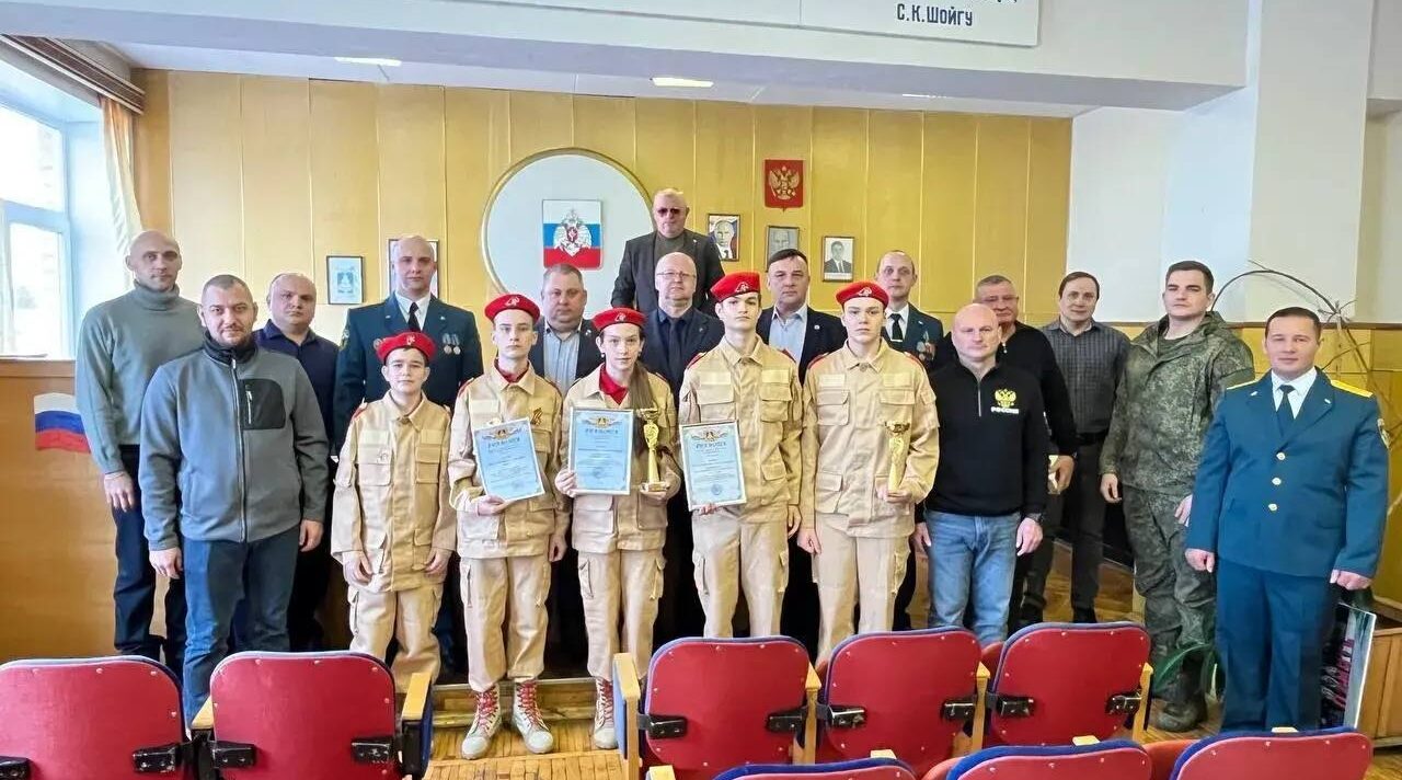 Новозыбковской команде Школы Безопасности вручили грамоты