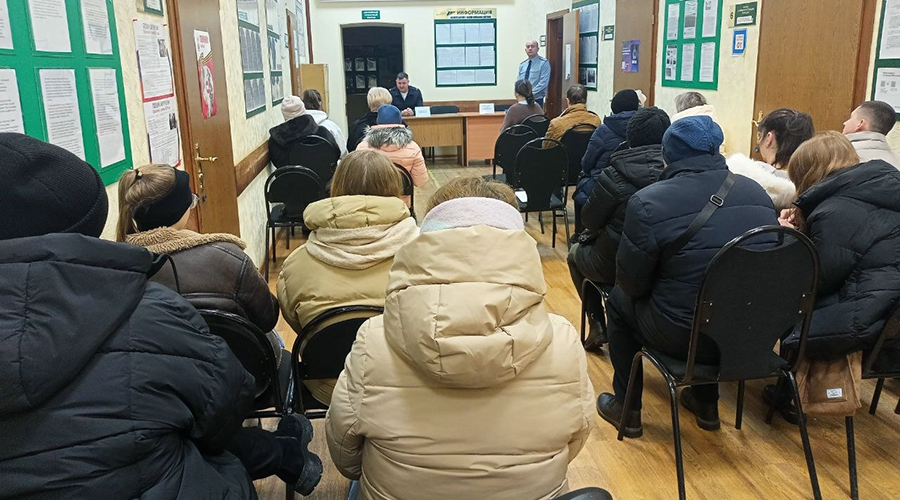 Новозыбковский центр занятости населения провел ярмарку вакансий