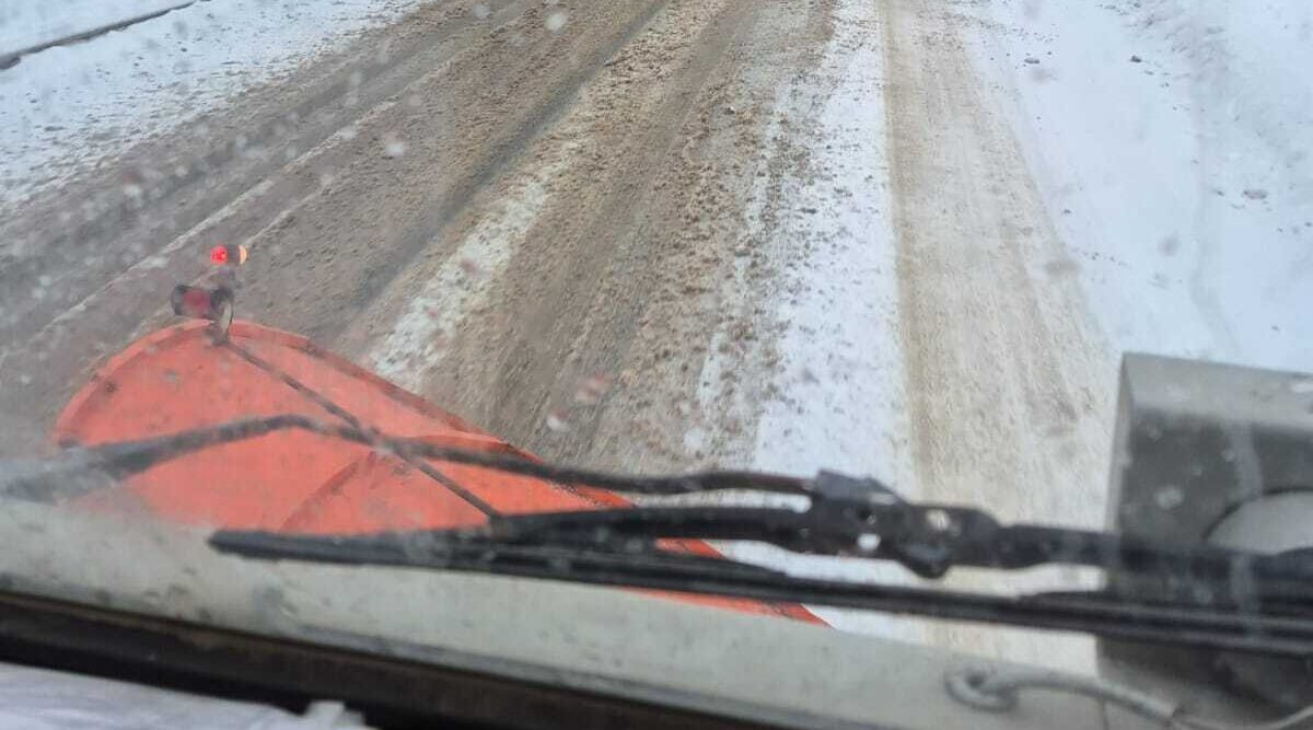 В Брянской области идет снег