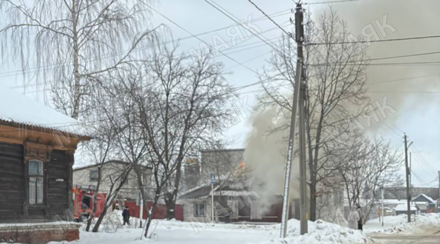 В Новозыбкове сгорел частный дом