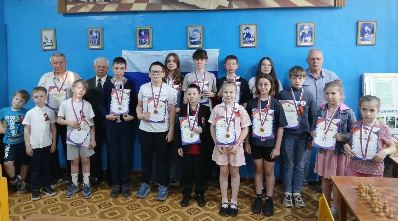 В Новозыбкове шахматный турнир посвятили Дню Победы