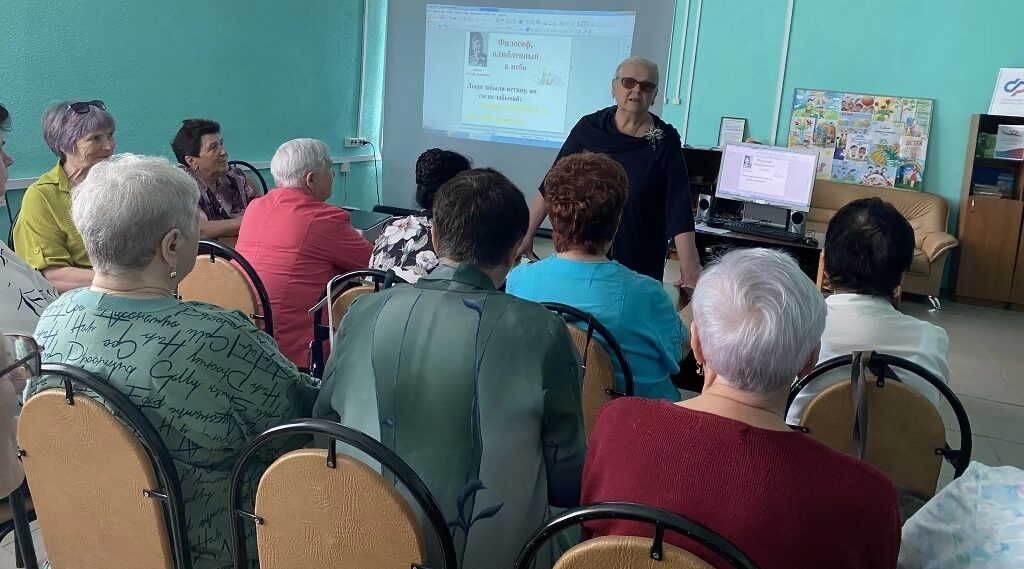 В Новозыбкове представители старшего поколения прошли по следам «Маленького принца»