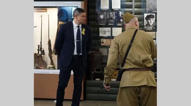 Егор Ковальчук посетил мемориальный комплекс «Партизанская поляна»