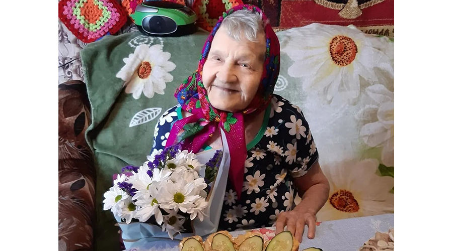 Новозыбчанка Дарья Кутеко празднует 100-летие