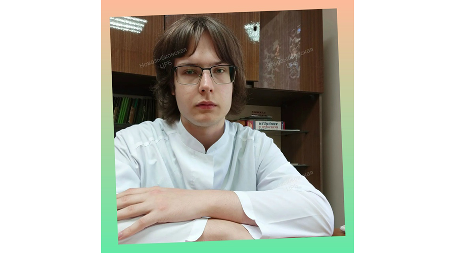 Выпускник новозыбковского медколледжа стал медбратом в ФАПе Тростани