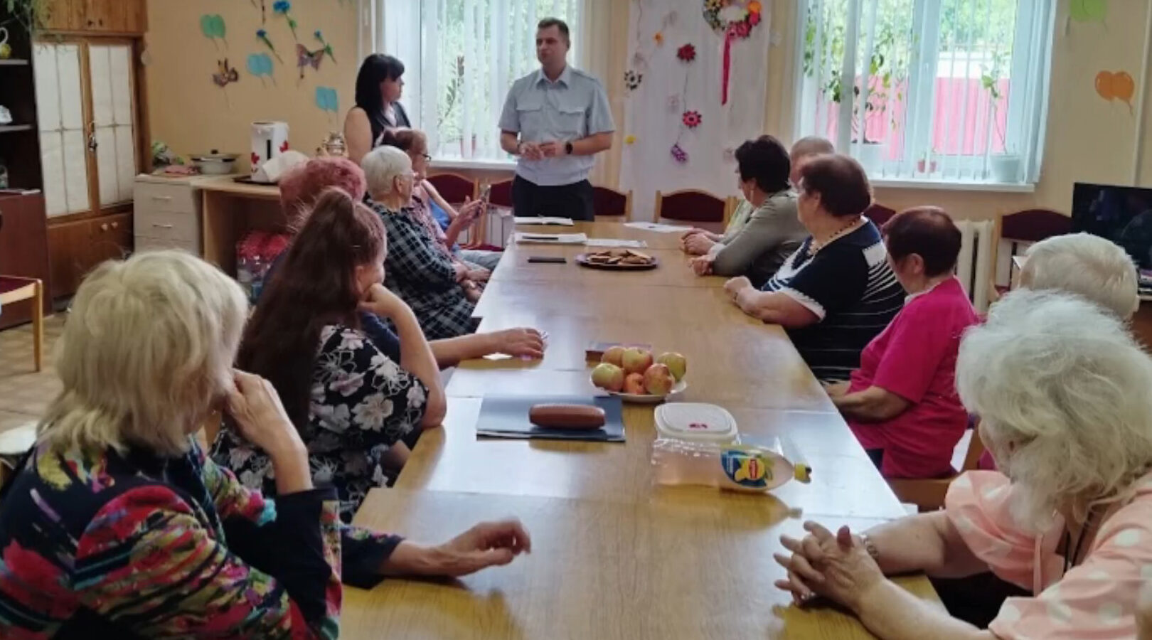 Как не попасться на удочку мошенников рассказали новозыбковским пенсионерам