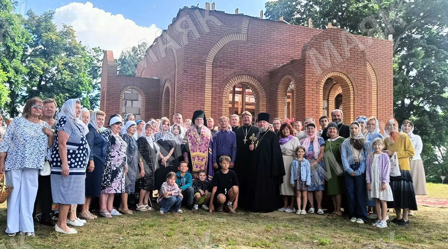 В селе Замишево заложили камень в основание храма Покрова Пресвятой Богородицы
