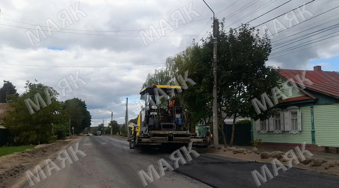В Новозыбкове по объездной идёт ремонт дороги