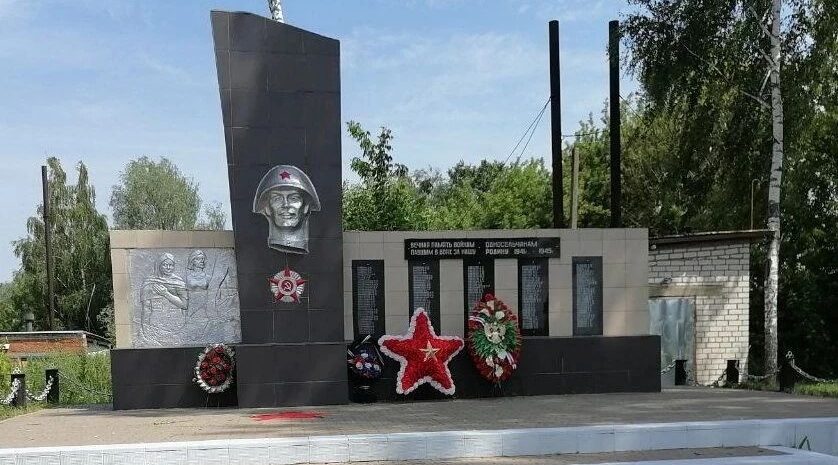 25 сентября 1943 года освобождеы от немецко-фашистских захватчиков брянские  Клинцы