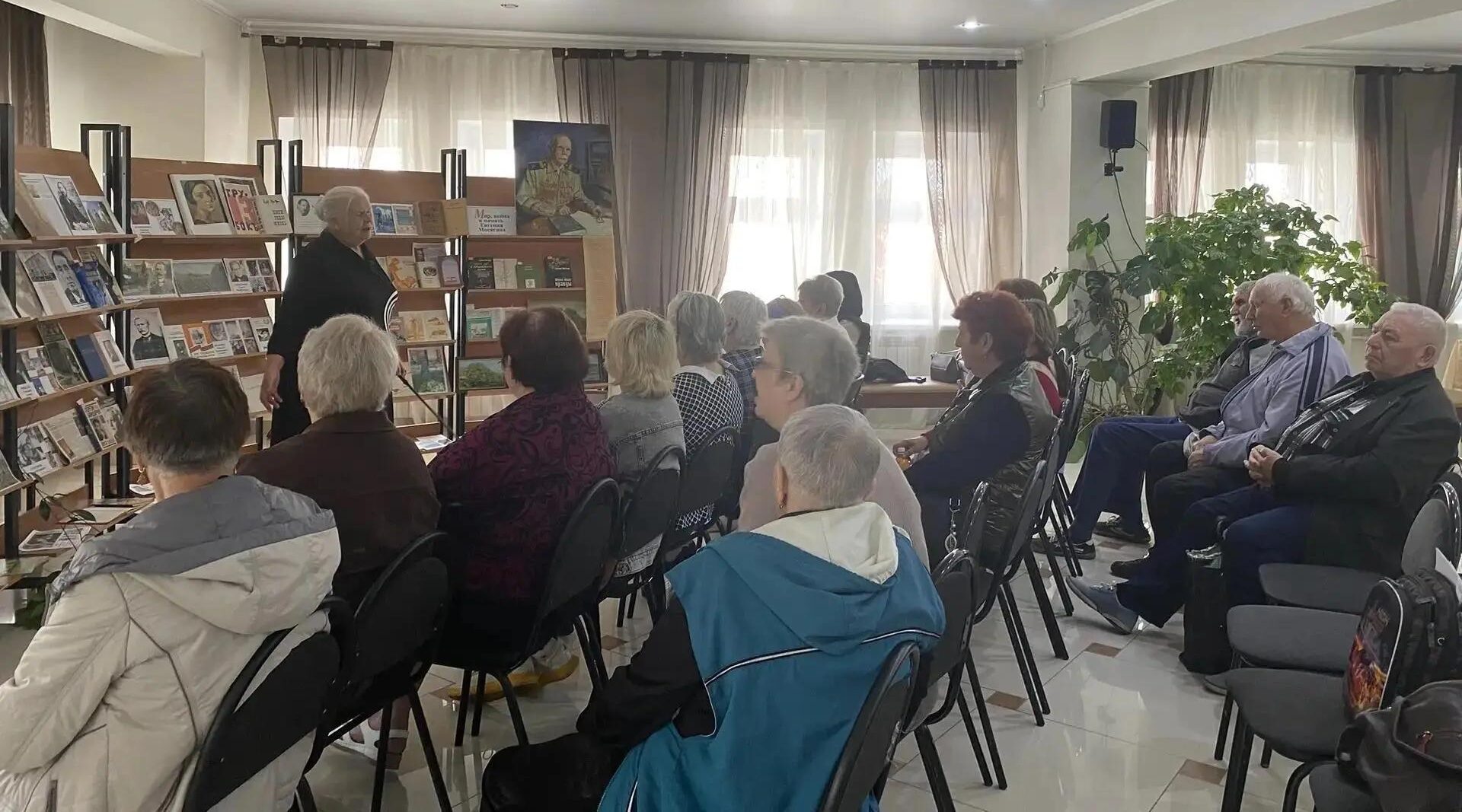 Пенсионеры Новозыбкова узнали об истории города