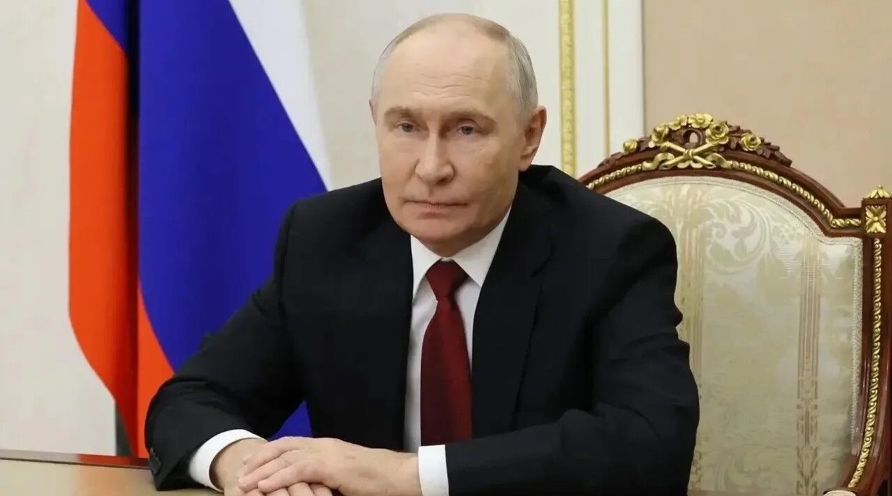 Егор Ковальчук поздравил с днем рождения Президента России